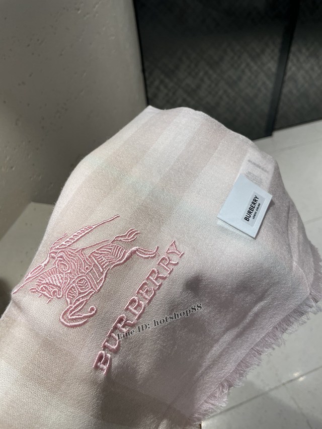 BURBERRY專櫃新款巴寶莉進口山羊絨女款圍巾披肩 mmyj1578